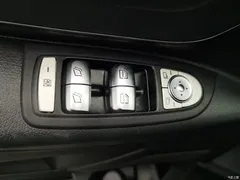 2021 Mercedes-Benz Vito 2.0T Elite 7 seats — фото 15