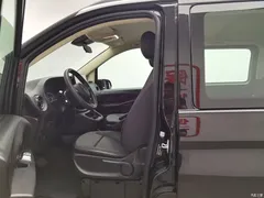 2021 Mercedes-Benz Vito 2.0T Elite 7 seats — фото 24