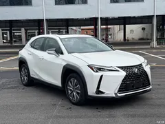 2020 Lexus UX 300e EV, белый — фото 3