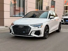 2023 Audi A3 Sportback 35 TFSI, белый — фото 2