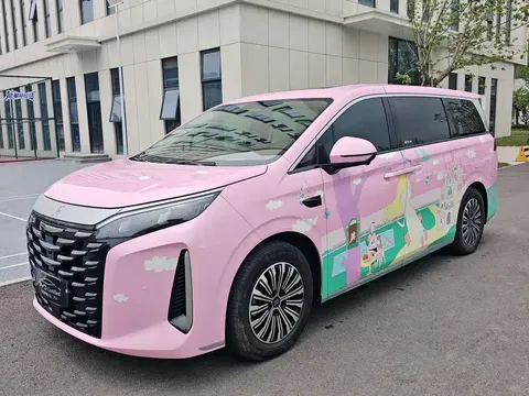 2025 BYD Xia 1.5T 180km