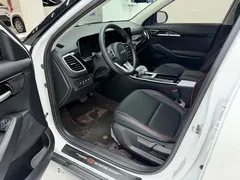 2023 Kia Seltos 1.5L CVT Luxury, белый — фото 13