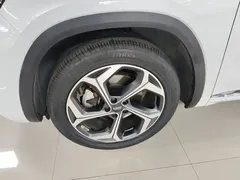2021 Geely Monjaro 2.0TD DCT EVO 2WD Premium, белый — фото 23