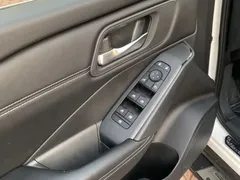 2023 Nissan Qashqai 1.3T CVT Pilot, белый — фото 8