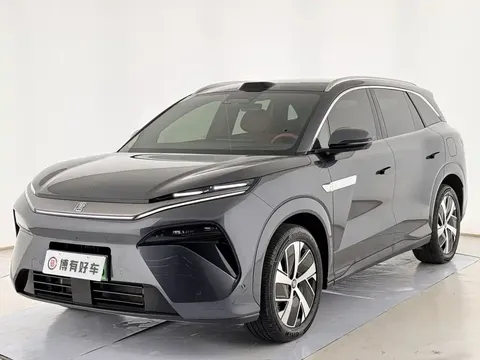 2025 BYD Tang L 200KM 4WD