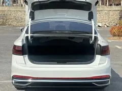 2023 Volkswagen Sagitar 280TSI DSG Exceed, белый — фото 6