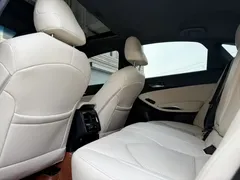 2022 Toyota Avalon 2.0L XLE Premium, белый — фото 6