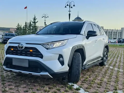 2022 Toyota RAV4 2.0L CVT 4WD Plus