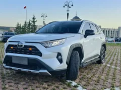 2022 Toyota RAV4 2.0L CVT 4WD Plus, белый — фото 1