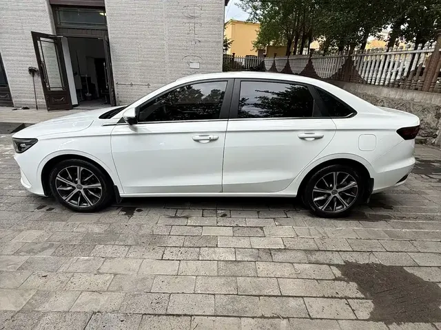2023 Geely Emgrand 4th Gen Champion 1.5L CVT Premium
