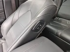 2023 Toyota Avalon Hybrid 2.5L Luxury — фото 15