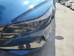 2022 Hyundai Elantra 240TGDi DCT LUX Premium, синий — фото 24
