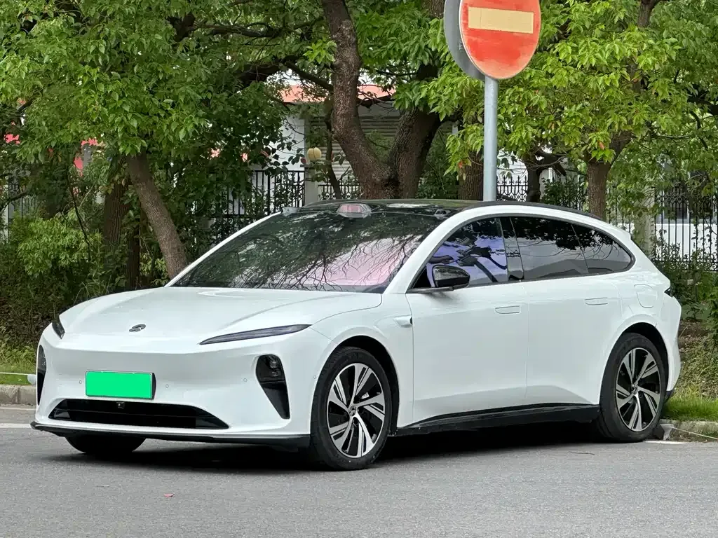 2024 Nio ET5T 75kWh Touring