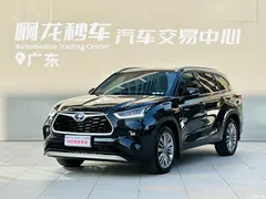 2022 Toyota Highlander Hybrid 2.5L 4WD Premium 7-seater — фото 1