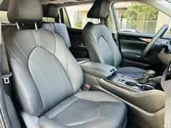 2022 Toyota Highlander Hybrid 2.5L 4WD Premium 7-seater — фото 7