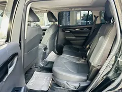 2022 Toyota Highlander Hybrid 2.5L 4WD Premium 7-seater — фото 12