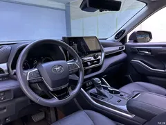 2022 Toyota Highlander Hybrid 2.5L 4WD Supreme 7-seater — фото 10