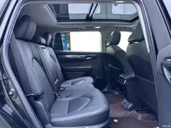 2022 Toyota Highlander Hybrid 2.5L 4WD Supreme 7-seater — фото 15