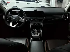 2023 Kia Seltos 1.5L CVT Luxury, белый — фото 5