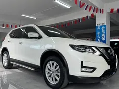 2022 Nissan X-Trail 2.0L 2WD Premium, белый — фото 3