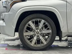 2023 Toyota Sequoia 3.5T US standard — фото 4