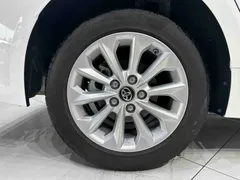 2021 Toyota Corolla 1.2T S-CVT Elite Plus, белый — фото 18