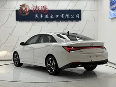 2022 Hyundai Elantra 1.5L CVT 20, белый — фото 4