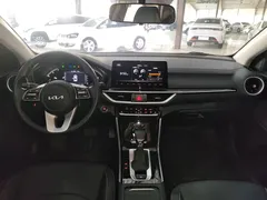2021 Kia Cerato 1.5L CVT Fashion, белый — фото 10
