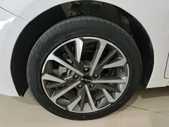2021 Kia Cerato 1.5L CVT Fashion, белый — фото 23