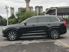 2022 Volvo XC90 T8 PHEV Premium Luxury 7-seat, чёрный — фото 18