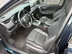 2023 Toyota Wildlander Hybrid 2.5L E-CVT 4WD Premium — фото 13