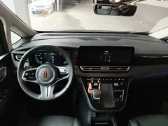 2024 Hongqi HQ9 2.0T 4WD Luxury — фото 6