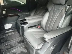 2024 Hongqi HQ9 2.0T 4WD Luxury — фото 13