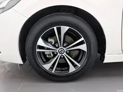 2021 Nissan Sylphy 1.6L XL CVT Enjoy — фото 17