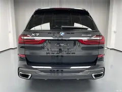 2021 BMW X7 xDrive40i Exclusive M Sports Package — фото 16
