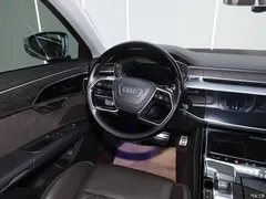 2023 Audi A8 A8L 50 TFSI quattro Premium Selection — фото 27