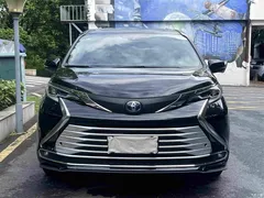 2021 Toyota Sienna 2.5L Hybrid Comfort — фото 2