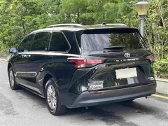 2021 Toyota Sienna 2.5L Hybrid Comfort — фото 5