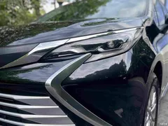 2021 Toyota Sienna 2.5L Hybrid Comfort — фото 29