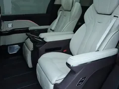 2023 Hongqi HQ9 2.0T — фото 15