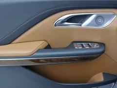 2023 Hongqi HQ9 2.0T — фото 11