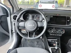 2020 Kia Pegas 1.4L AT, белый — фото 11