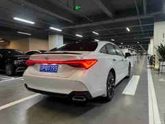 2022 Toyota Avalon 2.5L Luxury — фото 7