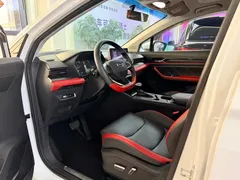 2021 Geely Emgrand S 1.4T CVT, белый — фото 4