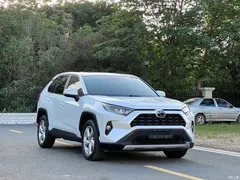 2021 Toyota RAV4 2.0L CVT 2WD Fashion PLUS — фото 3