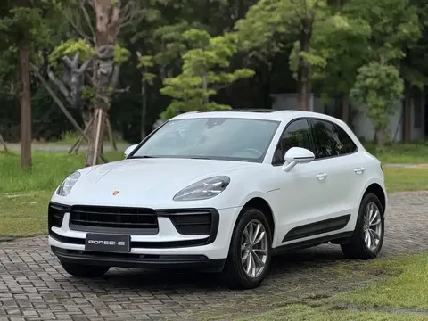 2022 Porsche Macan 2.0T