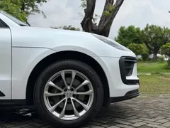 2022 Porsche Macan 2.0T, белый — фото 10