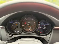 2022 Porsche Macan 2.0T, белый — фото 17