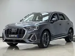 2022 Audi Q3 35 TFSI — фото 1