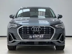 2022 Audi Q3 35 TFSI — фото 2